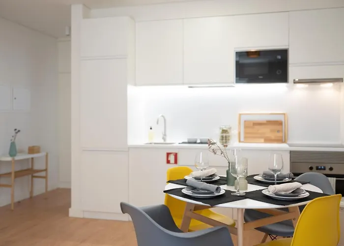 Апартаменты Monsanto Hill House - No. 565 R/c D Лиссабон