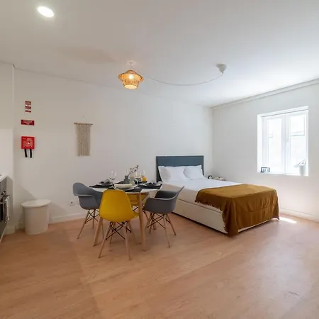 Monsanto Hill House - No. 565 R/c D Apartment Lisbon